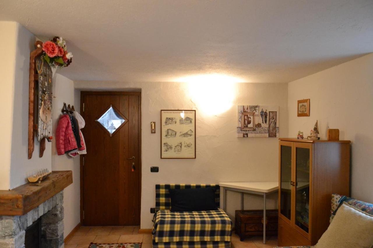 Alle Pendici Del Monte Rosa Champoluc Buitenkant foto