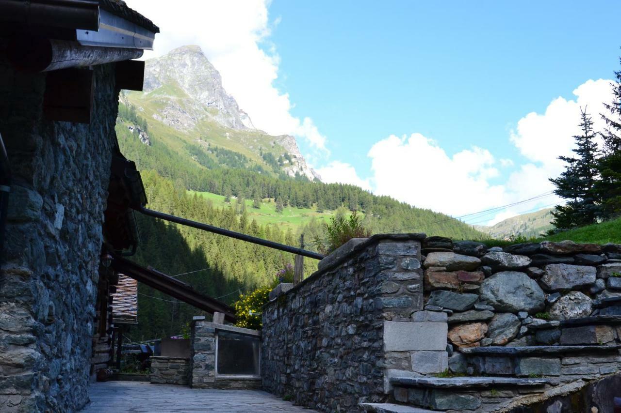 Alle Pendici Del Monte Rosa Champoluc Buitenkant foto