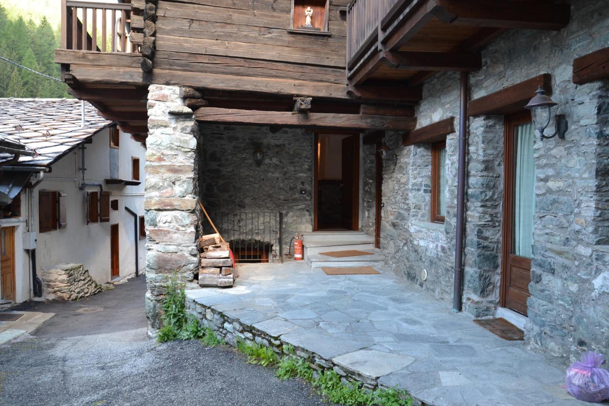 Alle Pendici Del Monte Rosa Champoluc Buitenkant foto